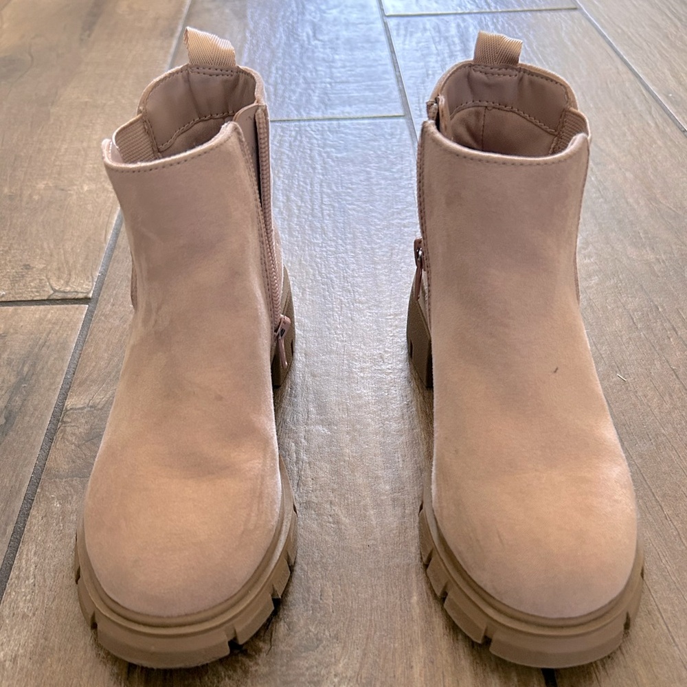 Wonder Nation pink suede booties, girls size 13